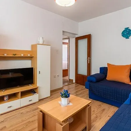Apartment Mariza *